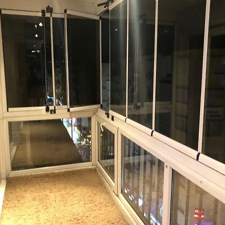 Location 3 Bedrooms Seaview Citycenter Walking St Apartment