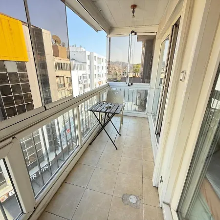 Location 3 Bedrooms Seaview Citycenter Walking St * Izmir